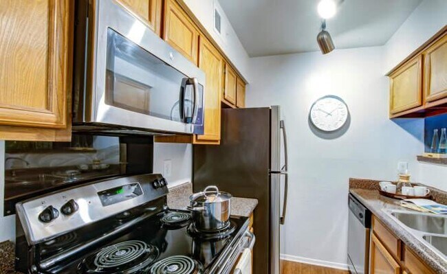 Building Photo - 2 bedroom in Dallas TX 75206