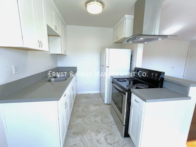 Foto del edificio - 3211 E Wilton St