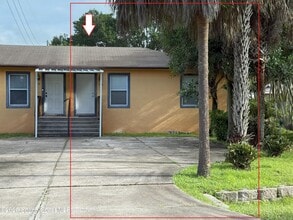 Building Photo - 1230 Fern St