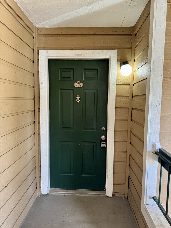 Photo - 5533 Chrishire Way Townhome