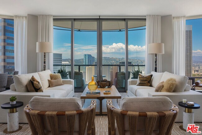 Foto del edificio - 211 W Elm Ct