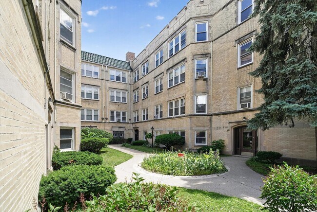 Foto del edificio - 7019 S Merrill Ave