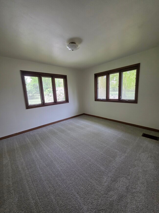 Foto del edificio - 4465 N 147th St