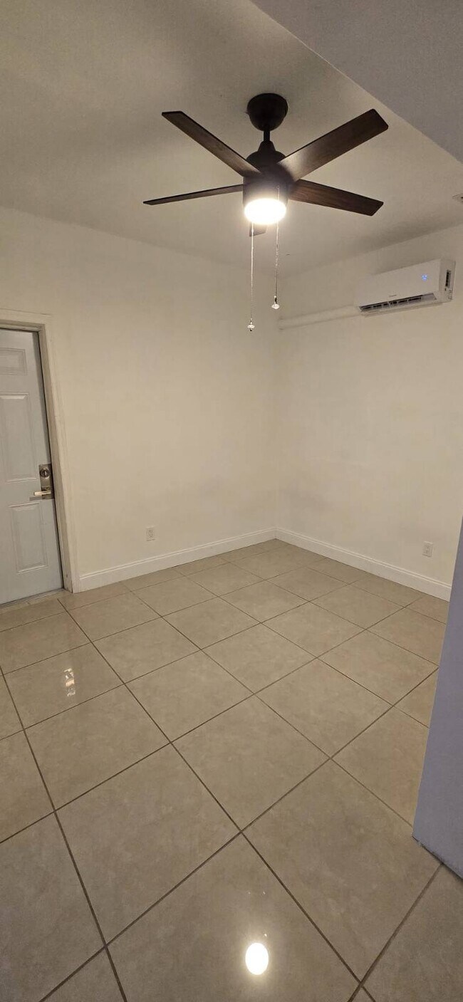 Foto del edificio - 3616 SW 113th Ct