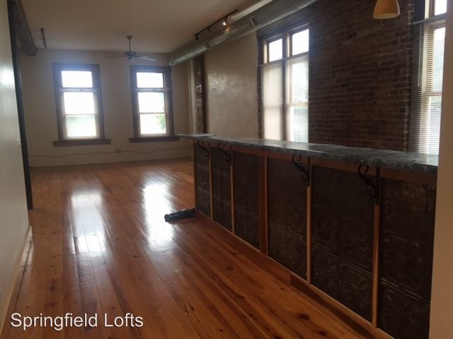 Primary Photo - 212 W McDaniel St