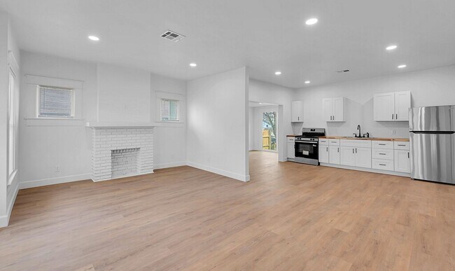 Foto del edificio - 1602 Mitchell Ave