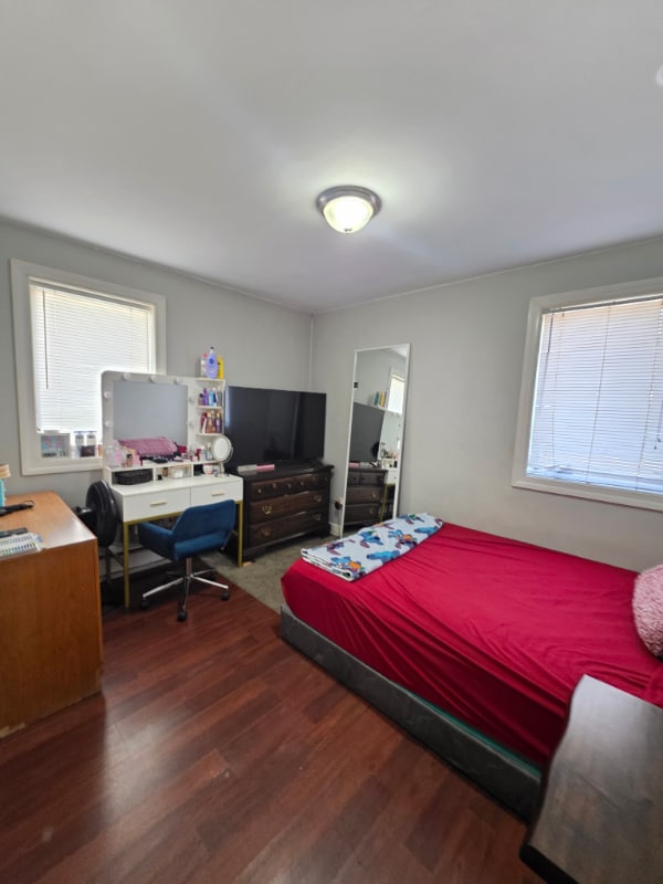 Foto del edificio - 4900 Knox Ave N