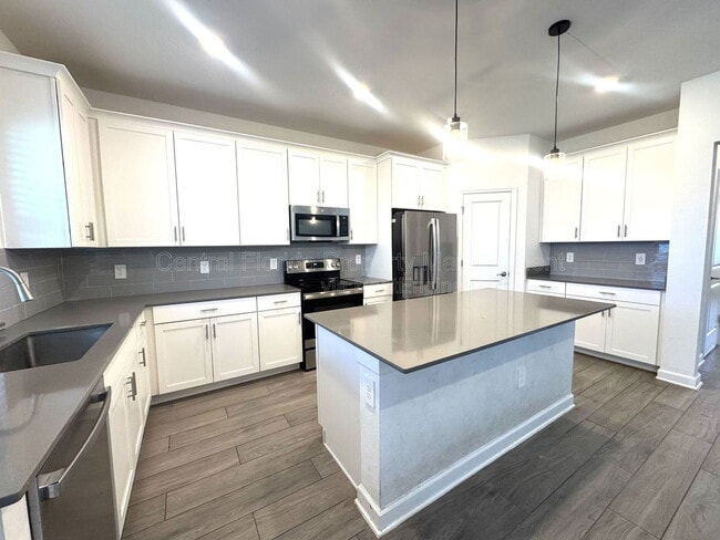 Foto del edificio - 5774 Stephens Rd