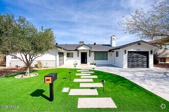 Building Photo - 6325 N 83rd Pl