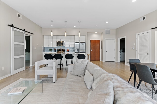 Photo - 32 West Apartments