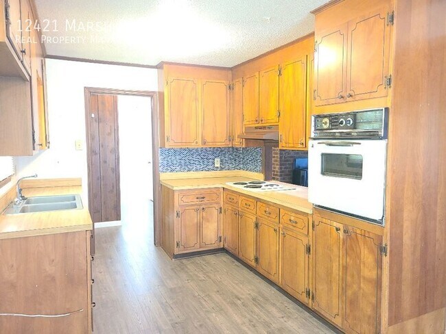 Foto del edificio - 12421 Marsh Field Dr