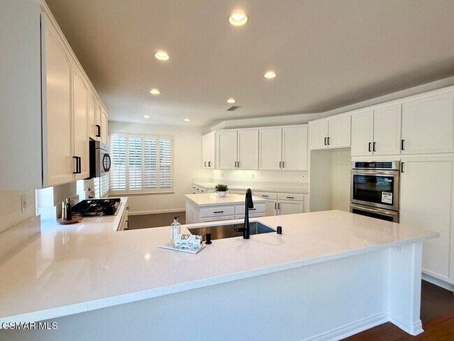 Foto del edificio - 2659 Capella Way