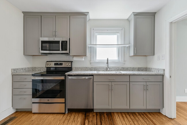 Foto del edificio - 5309 Gillespie Ave