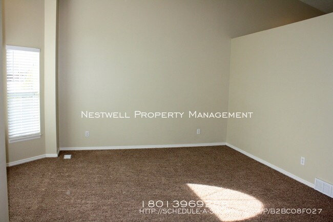 Building Photo - South Jordan Multi-level home