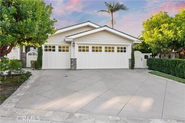 Building Photo - 5576 Kingsford Terrace