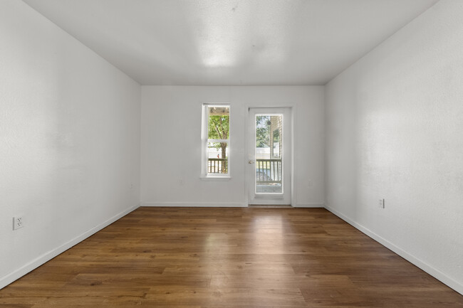 Building Photo - Courtyards at Sheridan