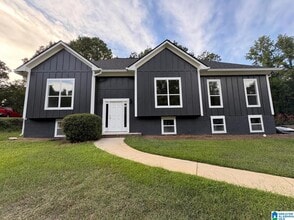 Building Photo - 112 Loyola Cir