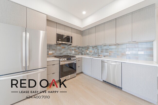 Foto del edificio - 5320 Cartwright Ave