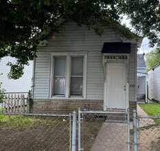 Building Photo - 420 Montana Ave