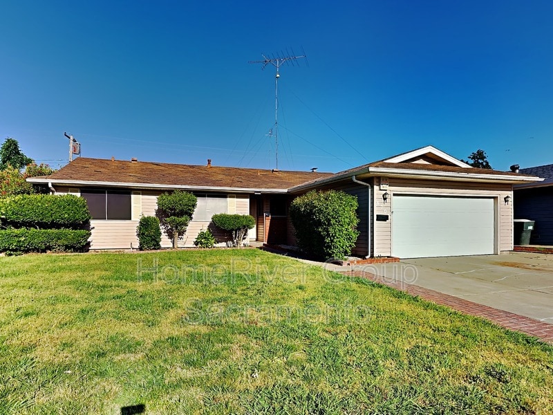 6704 50th St, Sacramento, CA 95823 House Rental in Sacramento, CA