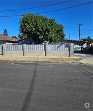 Building Photo - 8928 Cayuga Ave
