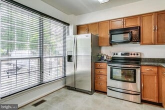 Building Photo - 5730 Evergreen Knoll Ct