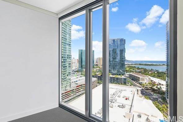 Building Photo - 1000 Auahi St