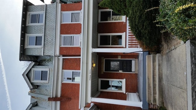 Building Photo - 1612 N Broom St