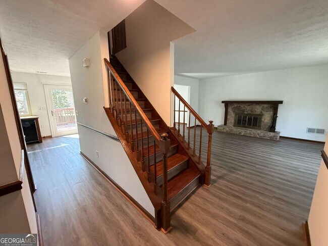 Foto del edificio - 3815 Samia Ct