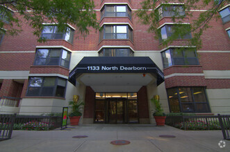Building Photo - 1133 N Dearborn St