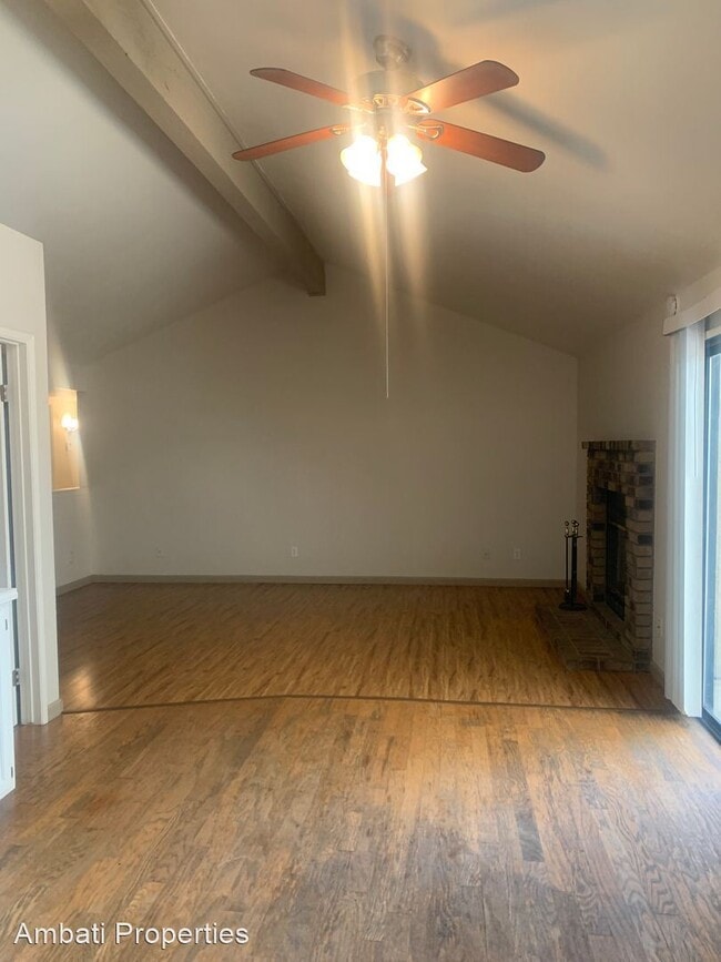 Building Photo - 3 br, 2 bath House - 9374 N. Boyd Ave