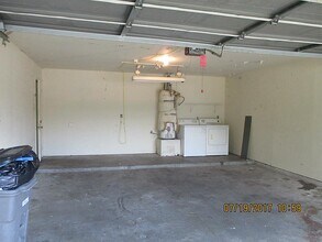 Building Photo - 18719 Lippizaner Dr
