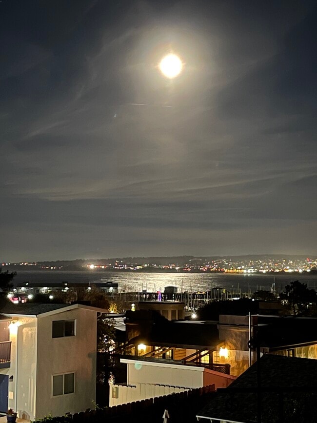 299 Van Buren St Unit A, Monterey, CA 93940 Apartments in Monterey