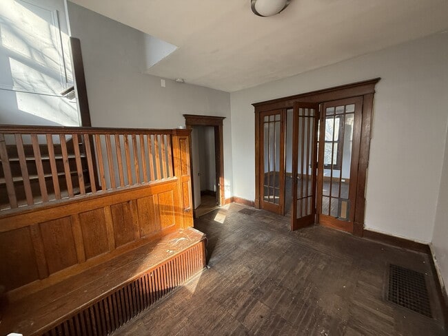 Foto del edificio - 630 E Gum St