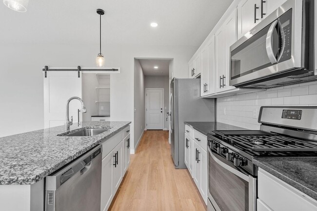Foto del edificio - 10410 Robinwood Rd