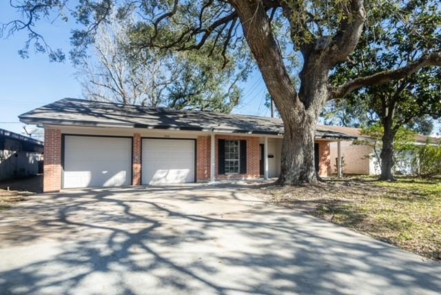 Foto principal - 1840 El Mar Ln
