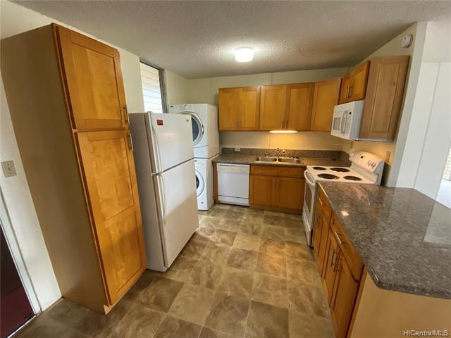 Building Photo - 95-2040-2040 Waikalani Pl