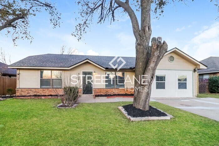 Primary Photo - Updated 3 Bedroom in Arlington