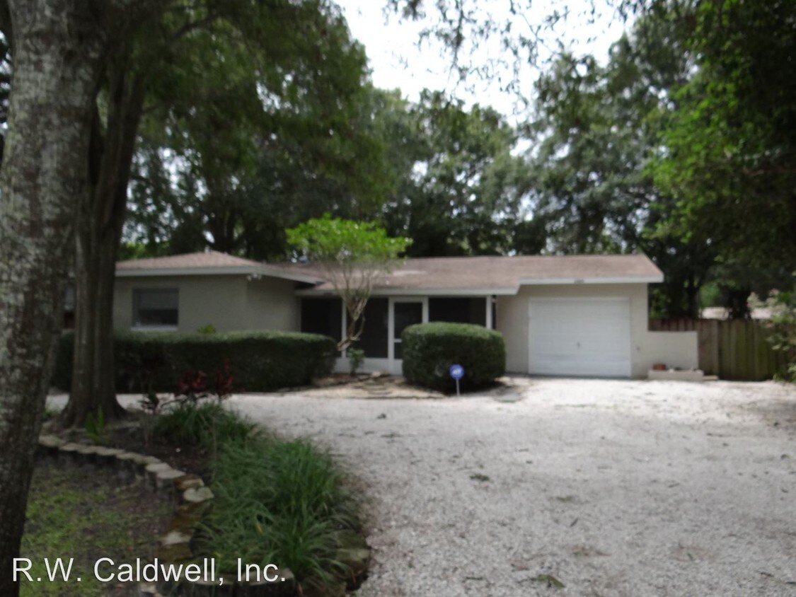 Foto principal - 5424 14th Ave N