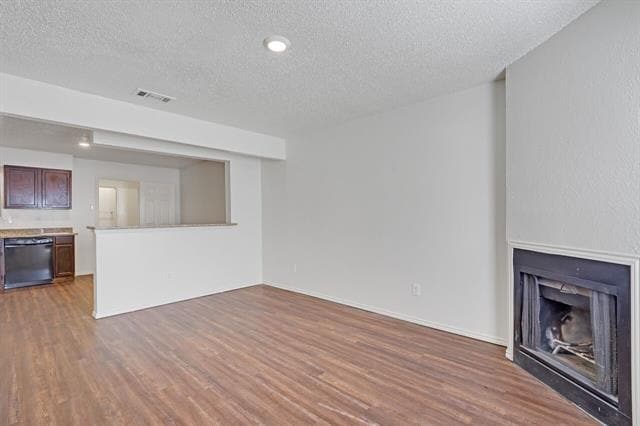 Building Photo - 210 Rolston Rd