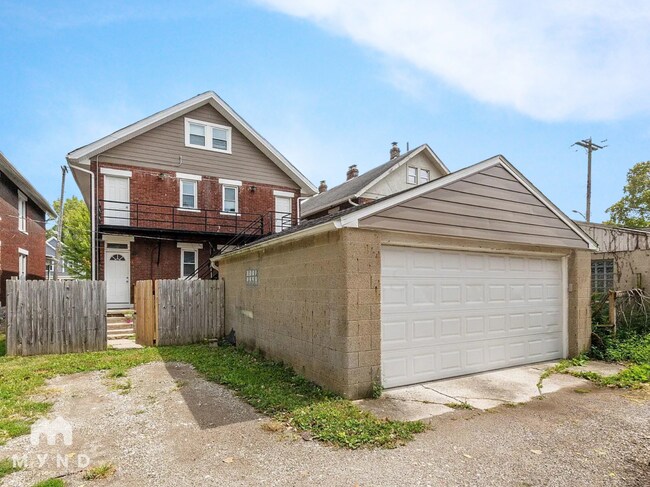 Foto del edificio - 329 Woodland Ave