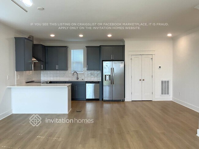 Foto del edificio - 428 38th Ave N