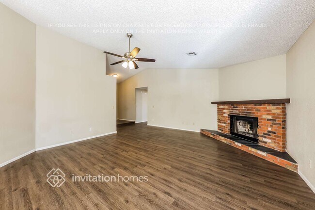 Building Photo - 3601 W Michelle Dr