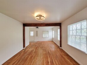 Building Photo - 2816 Elser St