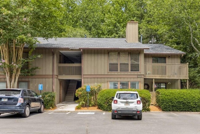 Building Photo - 1017 Dunbar Dr
