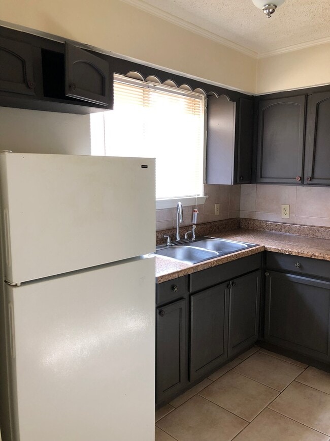 Building Photo - 1657 Starboard Dr