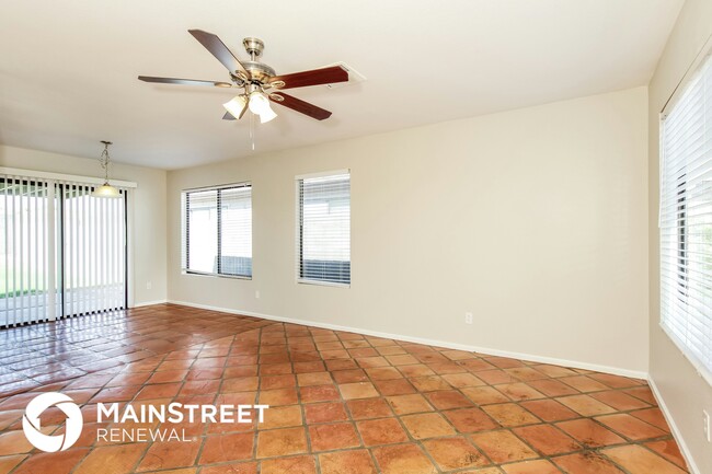 Foto del edificio - 3190 W Williams Dr