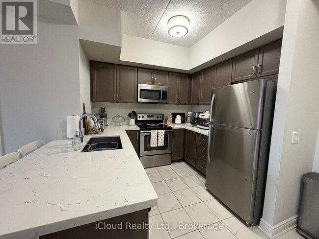 Photo du bâtiment - 640 Sauve St