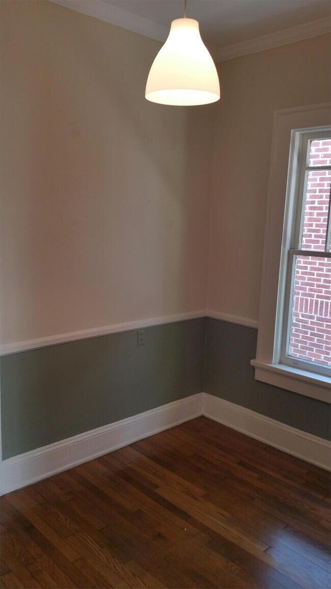 17 Peachtree Ave NE, Atlanta, GA 30305 House Rental in Atlanta, GA