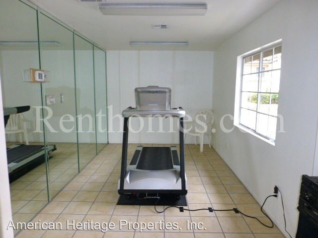 Foto del edificio - 8652 New Salem St
